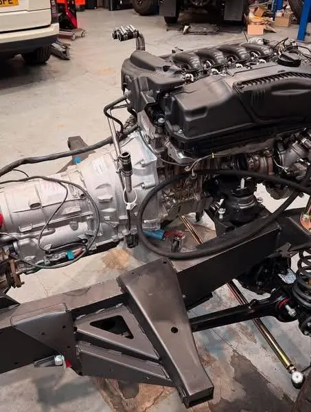 Land Rover Defender M57 Conversion Kit 8HP
